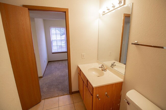 Building Photo - 1426 Greensboro Dr