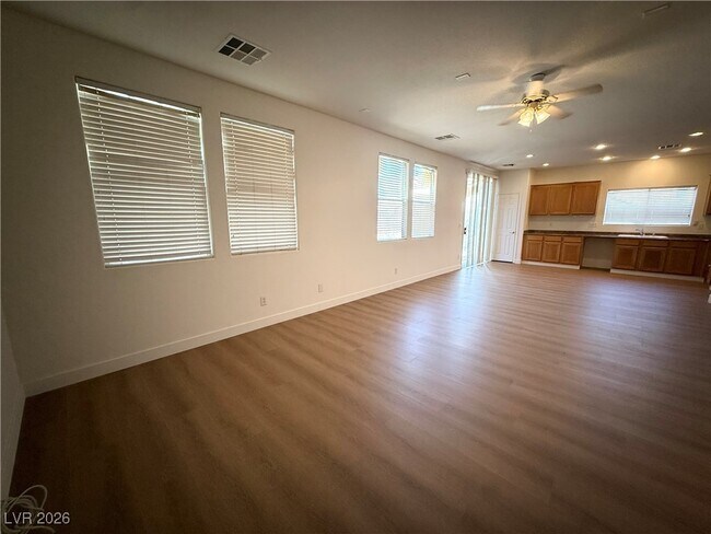 Building Photo - 11819 Magliana St