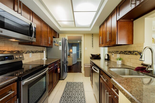 Building Photo - 14357 Misty Meadow Ln