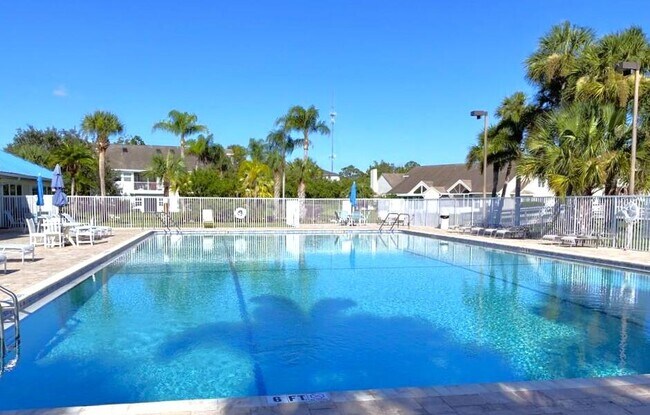 Building Photo - 1820 Waterford Dr