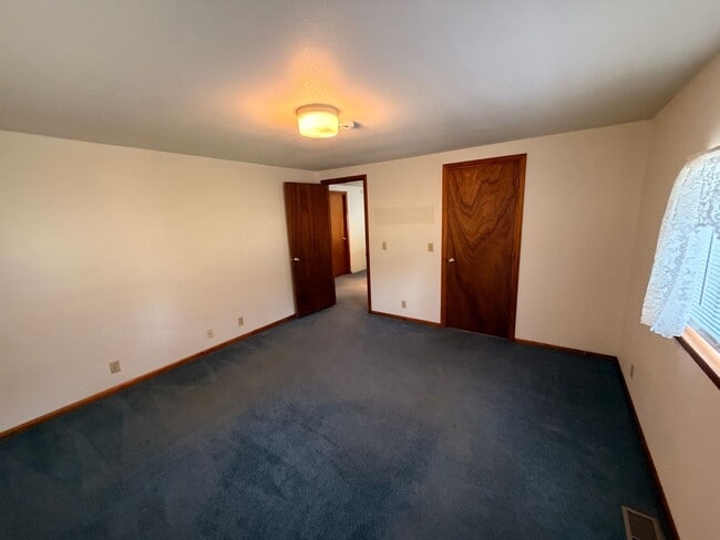 Building Photo - 4204 Sharpe Rd