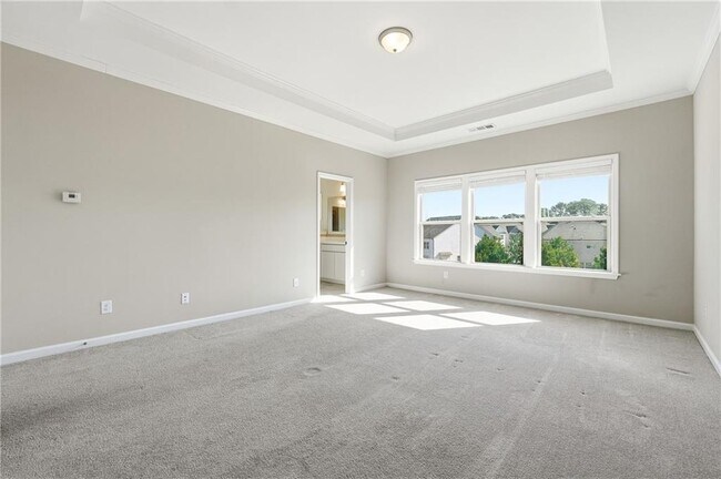 Building Photo - 156 Round Pond Dr