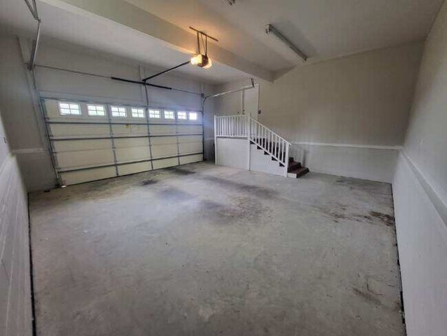 Building Photo - 645 Gardner Rd