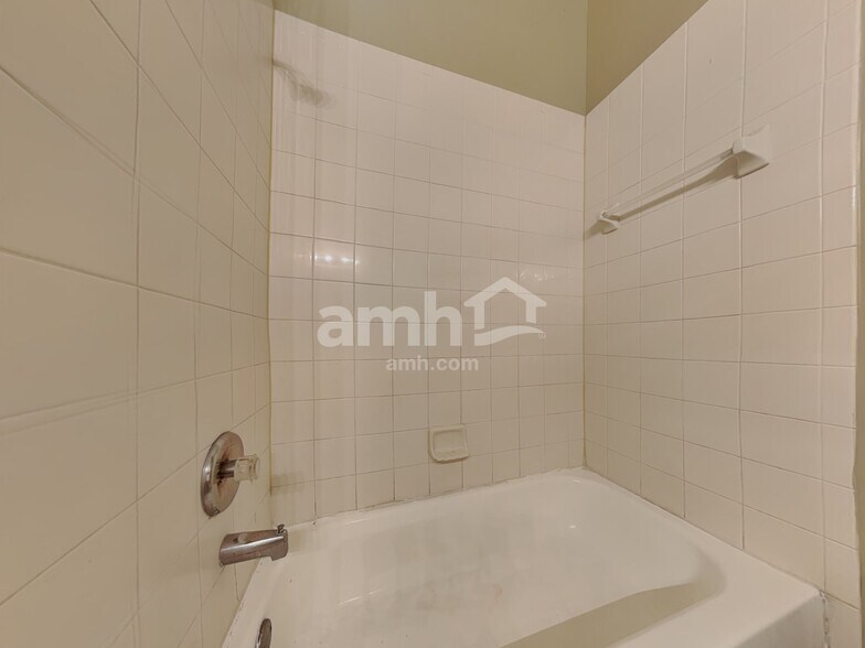 Building Photo - 100 Fieldstream North Blvd