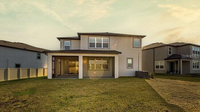 Building Photo - 7815 Bronze Oak Dr