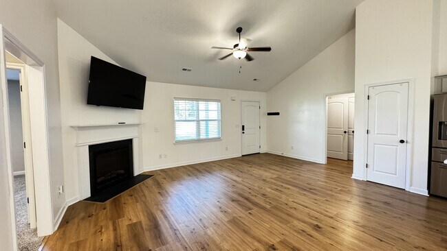 Building Photo - 225 Westfield Dr