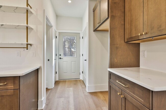 Building Photo - New Construction Rental WALKABLE to Downtown Senoia!