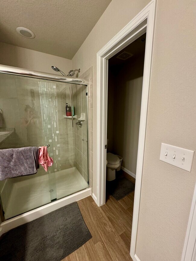 Building Photo - 4015 Samaritan Lp