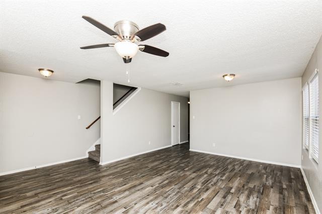 Building Photo - 8768 Stonebriar Ln