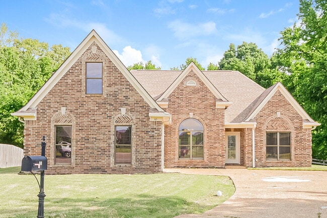 Building Photo - 60 Willow Crest Cove