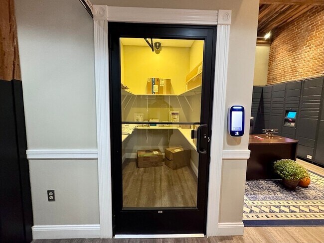 Building Photo - 4 Bishop St