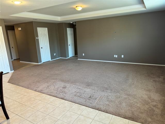 Building Photo - 805 Underhill Dr