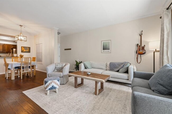 Building Photo - 6000-3 Shepherd Mountain Cove