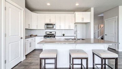Building Photo - Amazing Five Bedroom Home, Bluffdale, 3300...