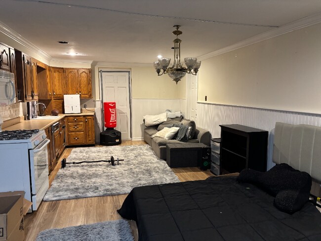 Building Photo - 18 Lagana Ln