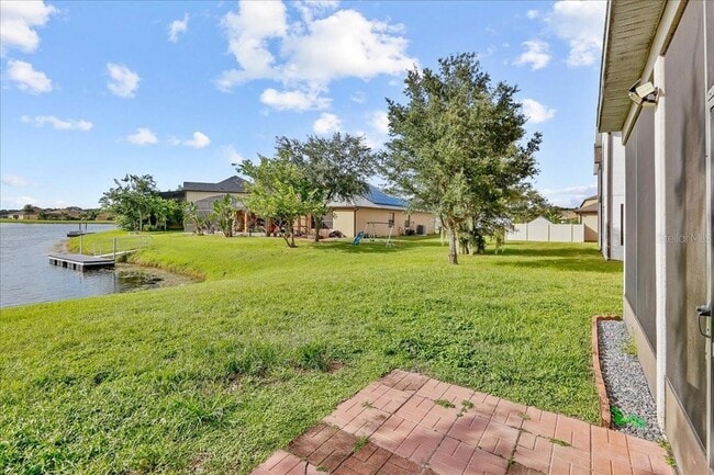 Building Photo - 1527 Angler Avenue