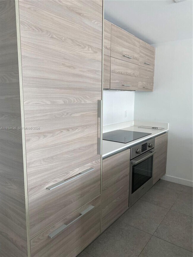 Building Photo - 1300 S Miami Ave