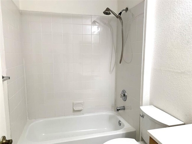 Building Photo - 12516 Willmington Blvd