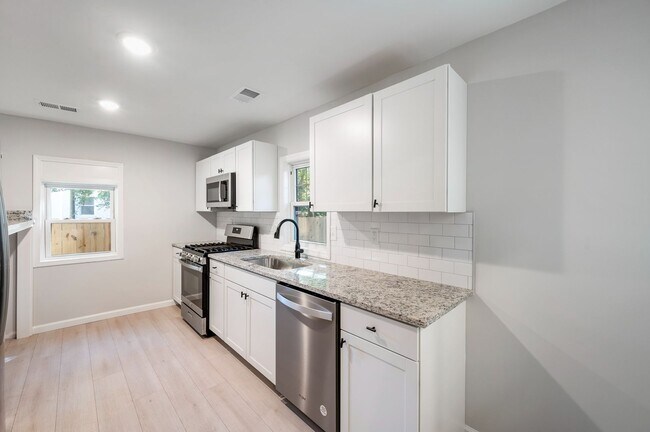 Building Photo - 4673 Hassell Ave