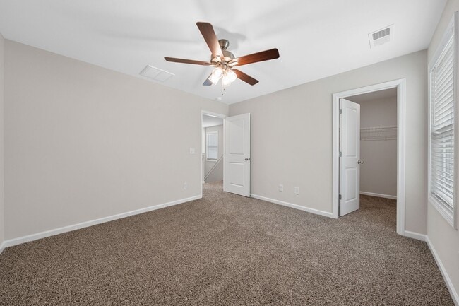 Building Photo - 1217 Dodd St