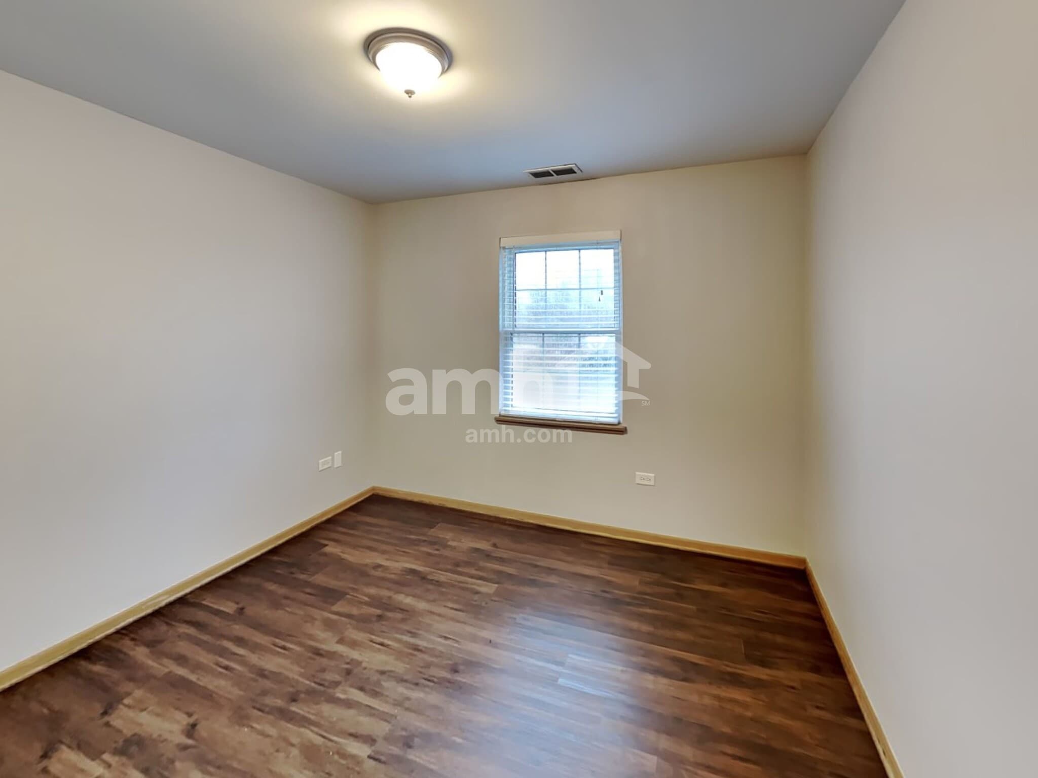Building Photo - 25610 S Rose Ln