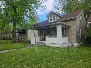 Building Photo - 4221 Sunset Ave