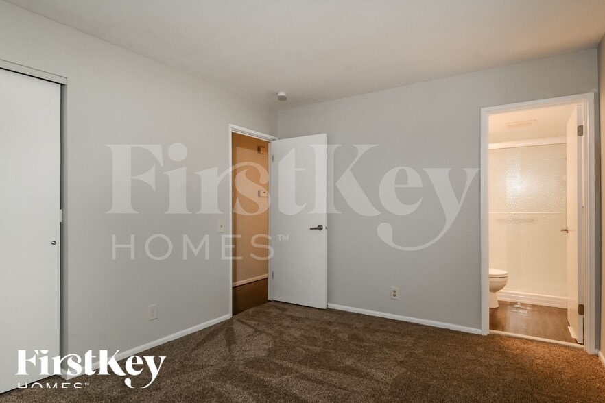 Building Photo - 10522 Copperfield Dr