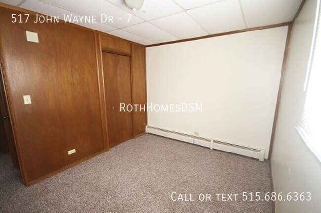 Building Photo - 517 N John Wayne Dr