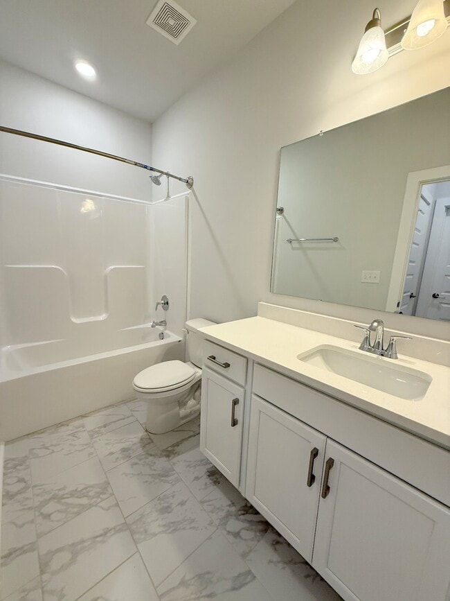 Building Photo - 128 Clift Farm Dr