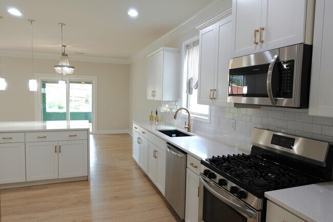 Building Photo - 24 Noble Wing Ln