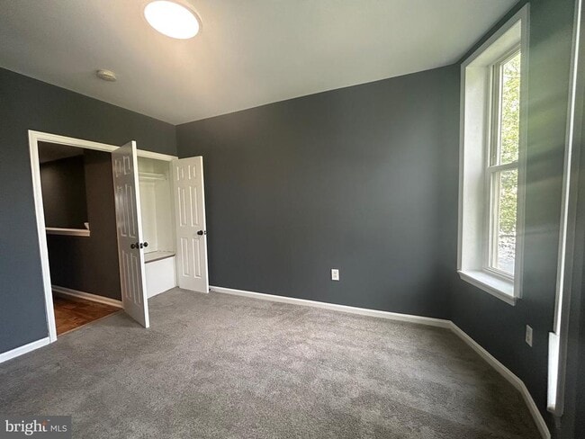 Building Photo - 1516 N Mount St