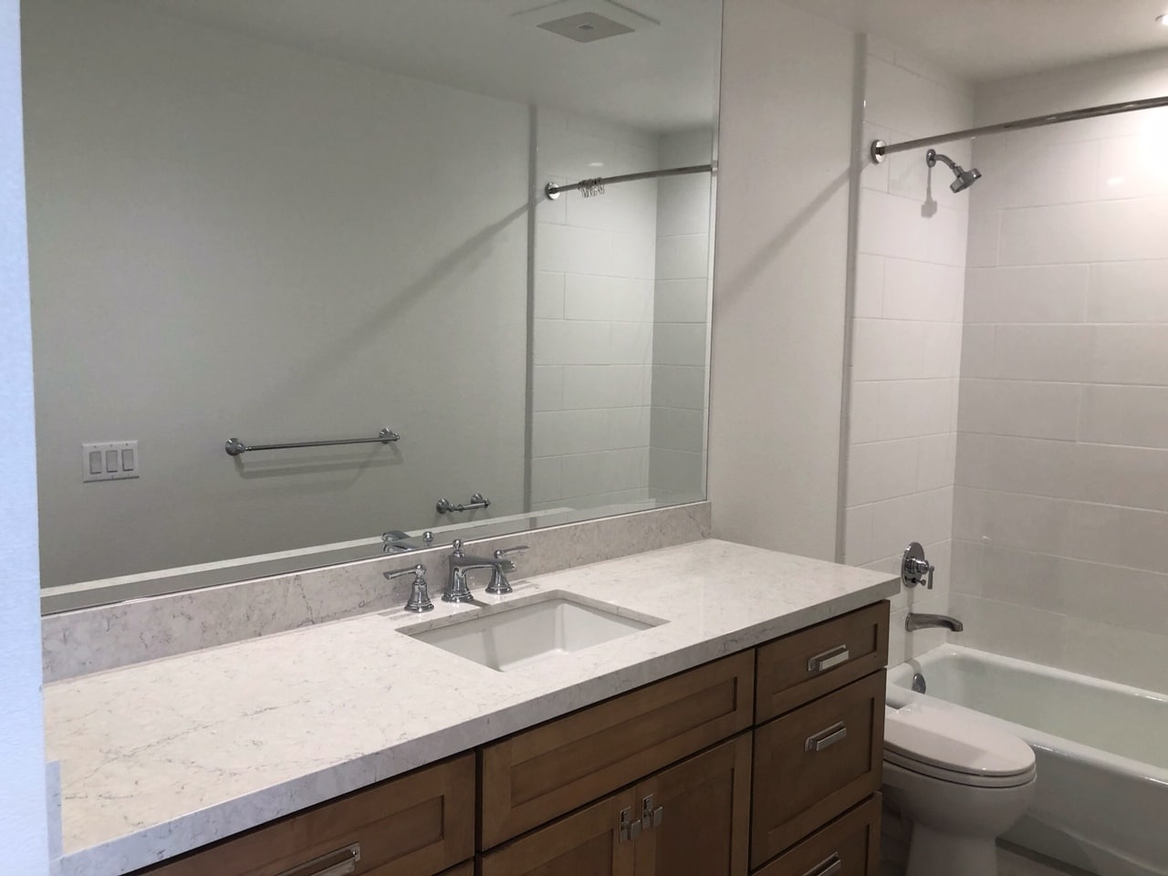 Second Upstairs Bath - 1546 Michael Ln