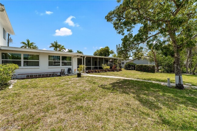 Building Photo - 1140 Rainbow Dr