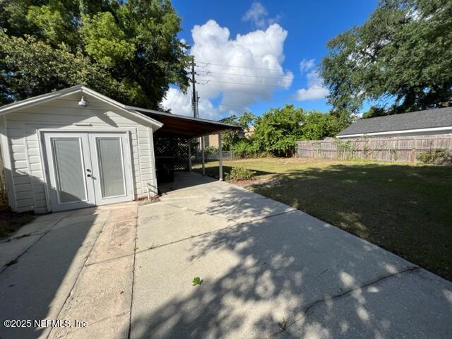 Building Photo - 2144 Southampton Rd
