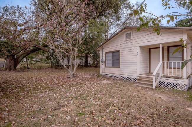 Building Photo - 308 Kelley Blvd