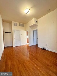 Building Photo - 3900 Terrace St