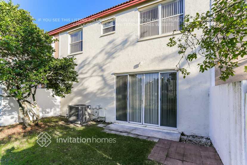 Building Photo - 15115 NW 8th St