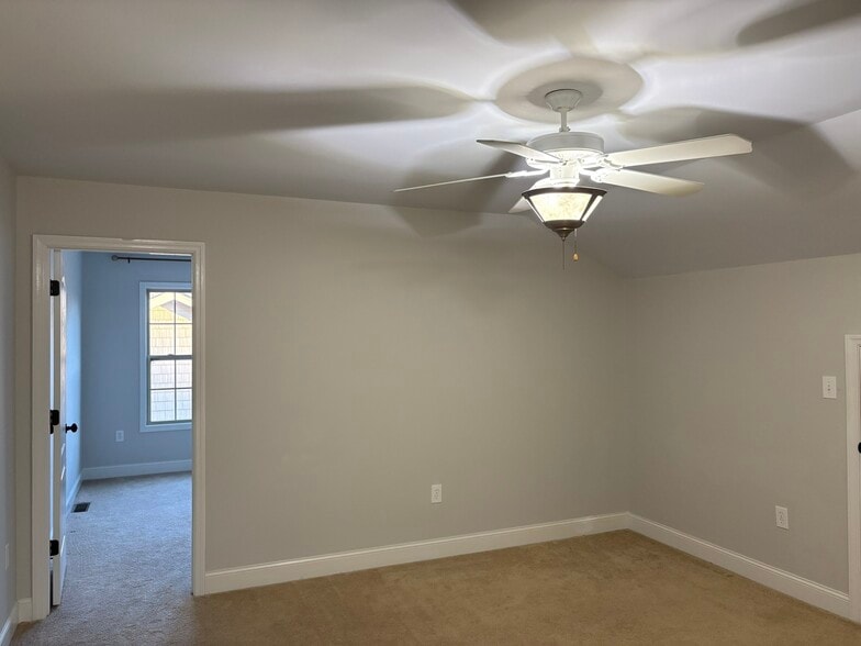 Bonus/Flex room-Level 2 - 123 Chelsea Park