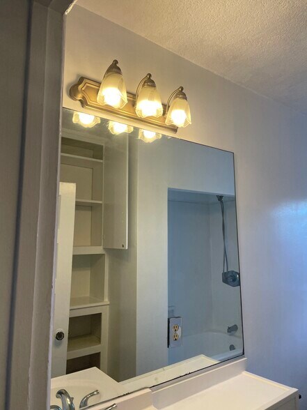 Building Photo - 1432 Westerly Ter