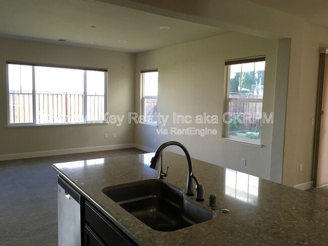 Building Photo - 457 W Aventino Ave