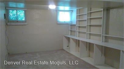 Building Photo - 3 br, 2 bath House - 1034 S. Corona St.