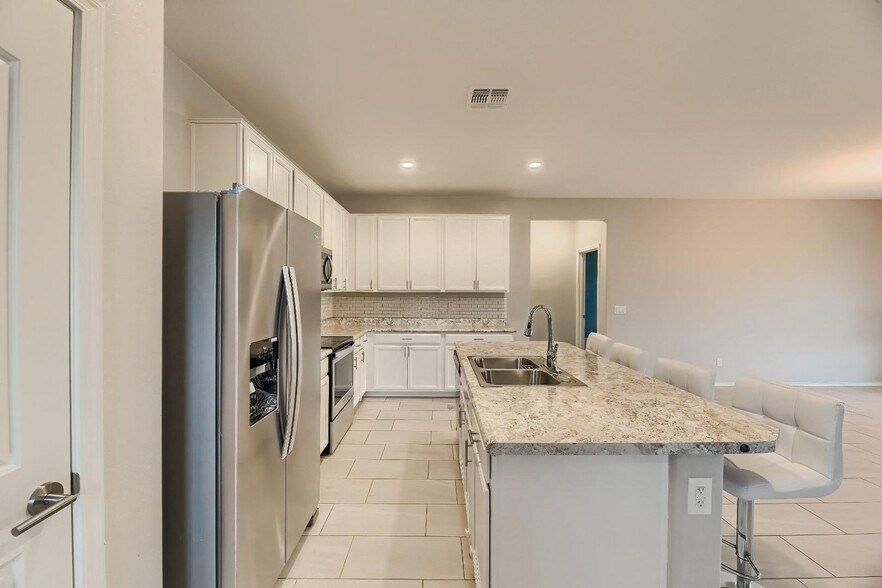 Building Photo - 1754 Grenadine Rd