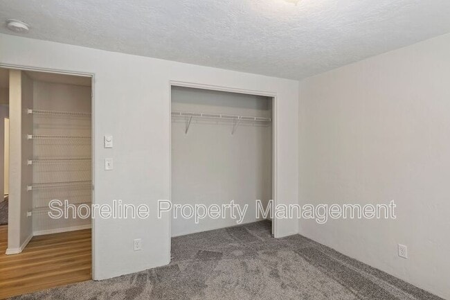 Building Photo - 2110 Brittany Ln