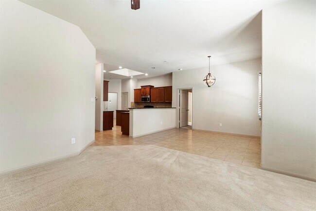 Building Photo - 2902 Lemmingham Dr
