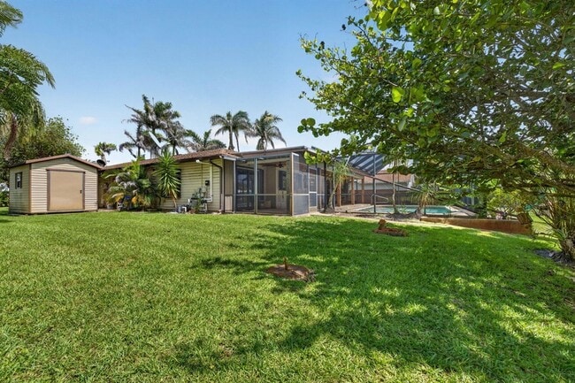Building Photo - 1362 SW Knollwood Dr