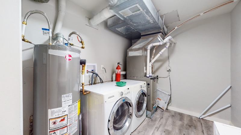 Building Photo - 1217 S Victor St