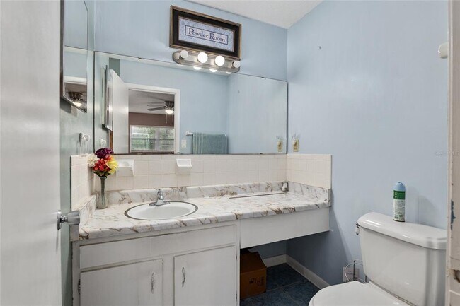Building Photo - 3658 NW 39th Pl
