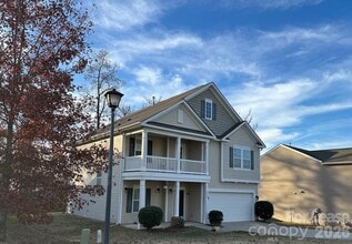 Building Photo - 3317 Mortemer Ln