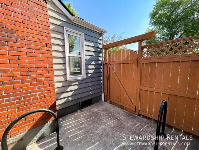 Building Photo - 1790 Mill St