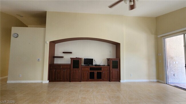Building Photo - 9709 Hawk Cliff Ave
